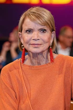 MDR - Riverboat. Schauspielerin Helga Ursula Uschi Glas anläßlich der Aufzeichnung der MDR - Talkshow Riverboat am 28.11.2025 in der Mediacity Leipzig. 20251128ADO0017
