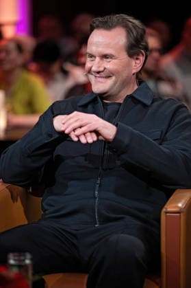 MDR - Riverboat. Schauspieler Devid Striesow anläßlich der Aufzeichnung der MDR - Talkshow Riverboat am 28.11.2025 in der Mediacity Leipzig. 20251128ADO0037