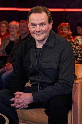 MDR - Riverboat. Schauspieler Devid Striesow anläßlich der Aufzeichnung der MDR - Talkshow Riverboat am 28.11.2025 in der Mediacity Leipzig. 20251128ADO0048