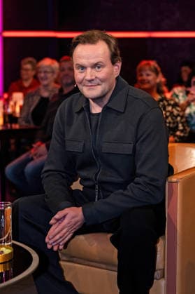 MDR - Riverboat. Schauspieler Devid Striesow anläßlich der Aufzeichnung der MDR - Talkshow Riverboat am 28.11.2025 in der Mediacity Leipzig. 20251128ADO0052