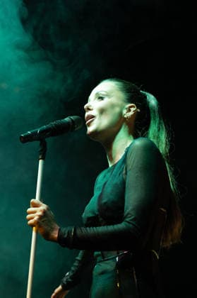 Lorena Gomez performs live in Madrid - 28 Nov 2025 Singer Lorena Gomez performs during the live presentation of her EP ERA at the Galileo Hall in Madrid. Madrid Spain Copyright: xAtilanoxGarciax xSOPAxImagesx photo01726