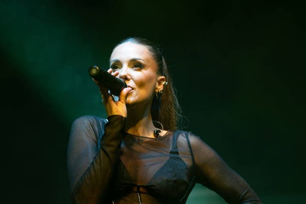 Lorena Gomez performs live in Madrid - 28 Nov 2025 Singer Lorena Gomez performs during the live presentation of her EP ERA at the Galileo Hall in Madrid. Madrid Spain Copyright: xAtilanoxGarciax xSOPAxImagesx photo01740