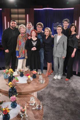 Agit Kabayel, Judy Winter, Micky Beisenherz, Lydia Benecke, Atze Schröder, Susan Link, Desiree Nosbusch, Sabin Tambrea und Alina Armonas-Tambrea bei der Aufzeichnung der WDR-Talkshow Kölner Treff im WDR Studio BS 3. Köln, 28.11.2025