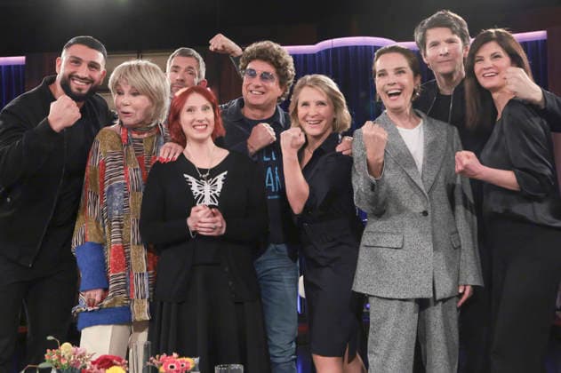 Agit Kabayel, Judy Winter, Micky Beisenherz, Lydia Benecke, Atze Schröder, Susan Link, Desiree Nosbusch, Sabin Tambrea und Alina Armonas-Tambrea bei der Aufzeichnung der WDR-Talkshow Kölner Treff im WDR Studio BS 3. Köln, 28.11.2025