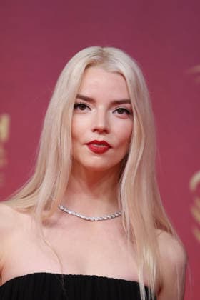 Anya Taylor Joy attends the Opening Red Carpet during the 22nd Marrakech International Film Festival on November 28, 2025 in Marrakech, Morocco Marrakech, Morocco 28 11 2025 451096 2025 11 28 MARRAKECH Morocco  Copyright: xRomualdxMeigneuxx xStarfacex STAR_451096_013