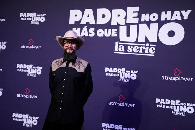 Padre No Hay Mas Que Uno Photocall in Las Palmas Raul Navarro attends the Padre No Hay Mas Que Uno photocall during Atresplayer Day . November 29, 2025. (2025112923)