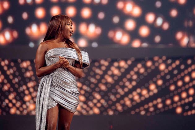 Motsi Mabuse bei Let s Dance - Die Live-Tour 2025 in der Messehalle. Erfurt, 28.11.2025