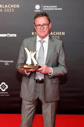 Fußballtrainer Ralf Rangnick als Preisträger bei der 21. Kinderlachen-Gala 2025 in der Westfalenhalle Dortmund. Dortmund, 29.11.2025 NRW Deutschland Copyright: xChristophxHardtx