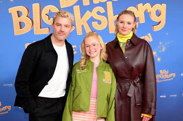 Friedrich Mücke, Nala und Rosalie Thomass bei der Premiere des Kinofilms Bibi Blocksberg - Das große Hexentreffen im Mathäser Filmpalast. München, 29.11.2025
