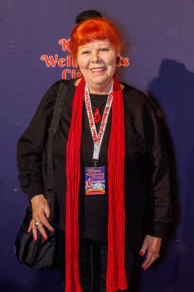 29.11.2025. Köln. Kölner Weihnachtscircus - Für die zehnte Ausgabe hat das Produzenten-Ehepaar Ilja und Katja Smitt ein nagelneues Programm zusammengestellt, das zudem mit 3 großen Ensemblenummern begeistern wird. Mehr als 60 international preisgekrönte Künstler bieten 120 Minuten pures Vergnügen mit viel Humor, poetischen Szenen, perfekter Akrobatik und artistischen Höchstleistungen. Hier am Red Carpet: Samy Orfgen Köln Palastzelt, Deutz-Mülheimer Straße Nordrhein-Westfalen Deutschland