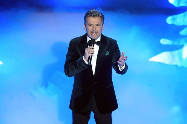 ARD: Das Adventsfest der 100.000 Lichter . Sänger Thomas Anders während der ARD Fernsehshow Das Adventsfest der 100.000 Lichter am 29.11.2025 in Suhl. 20251129SBK0034