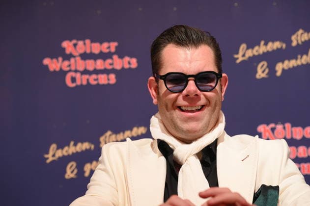 Moderator und Entertainer Dennis Schick kommt zur Premiere des 10. Kölner WeihnachtsCircus