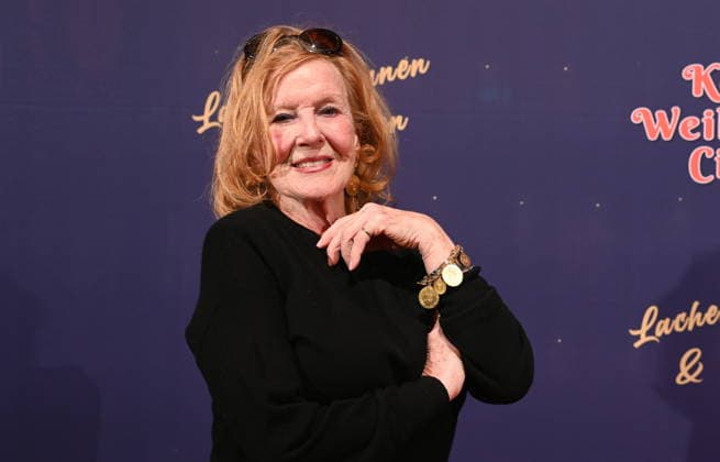 Schauspielerin Marianne Rogee kommt zur Premiere des 10. Kölner WeihnachtsCircus