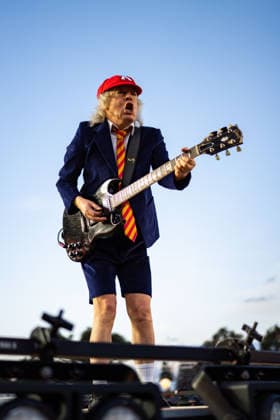 November 30, 2025, Adelaide, South Australia, Australia: AC DC Lead guitarist ANGUS YOUNG on Sunday at the BP Ultimate Adelaide Grand Final. Adelaide Australia - ZUMAf186 20251130_zsp_f186_096 Copyright: xJamesxForresterx