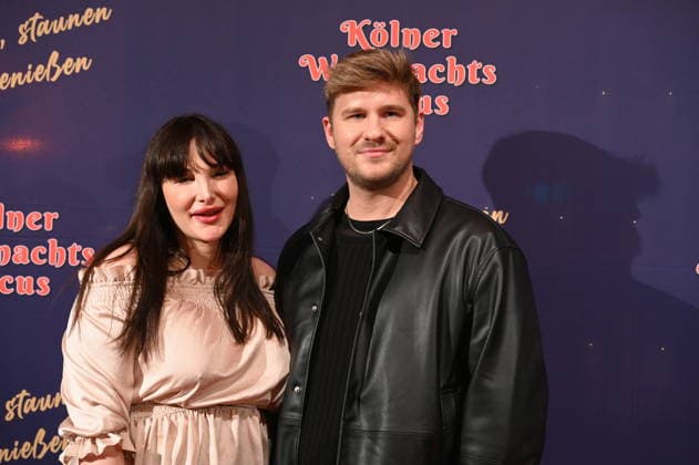Reality Darsteller und Influencer Alessia Dorigo und Tobias Dierfeld kommt zur Premiere des 10. Kölner WeihnachtsCircus