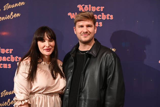 Reality Darsteller und Influencer Alessia Dorigo und Tobias Dierfeld kommt zur Premiere des 10. Kölner WeihnachtsCircus