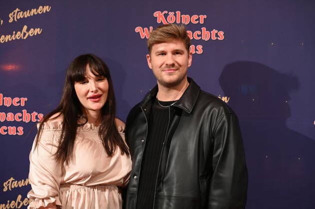 Reality Darsteller und Influencer Alessia Dorigo und Tobias Dierfeld kommt zur Premiere des 10. Kölner WeihnachtsCircus