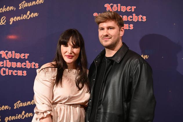 Reality Darsteller und Influencer Alessia Dorigo und Tobias Dierfeld kommt zur Premiere des 10. Kölner WeihnachtsCircus