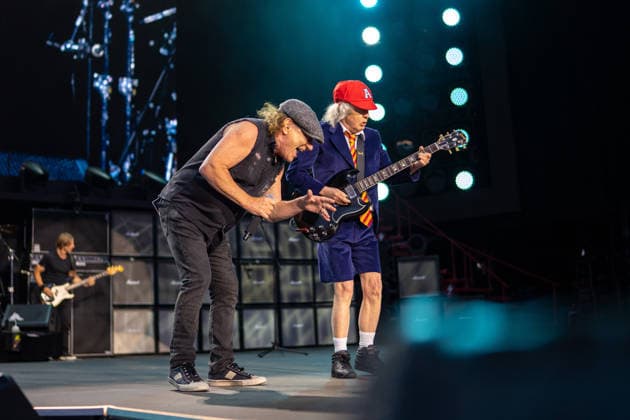 November 30, 2025, Adelaide, South Australia, Australia: AC DC Lead guitarist ANGUS YOUNG and lead singer BRIAN JOHNSON on Sunday at the BP Ultimate Adelaide Grand Final. Adelaide Australia - ZUMAf186 20251130_zsp_f186_120 Copyright: xJamesxForresterx