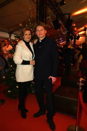 Produzenten Ilja und Katja Smitt bei der Premiere des 10. Kölner WeihnachtsCircus