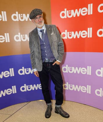 DÜWELL Public Opening Event - Best Ager Model Bernd U. Funke in tollen MenStyle Düsseldorf DÜWELL NRW Deutschland