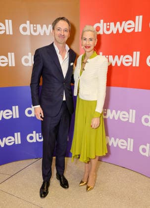 DÜWELL Public Opening Event - Jeannine Halene , Inhaberin der Agentur Rheinschurken moderierte den Abend - hier mit dem Geschäftsführer der Rheinische Post Mediengruppe Matthias Körner Düsseldorf DÜWELL NRW Deutschland