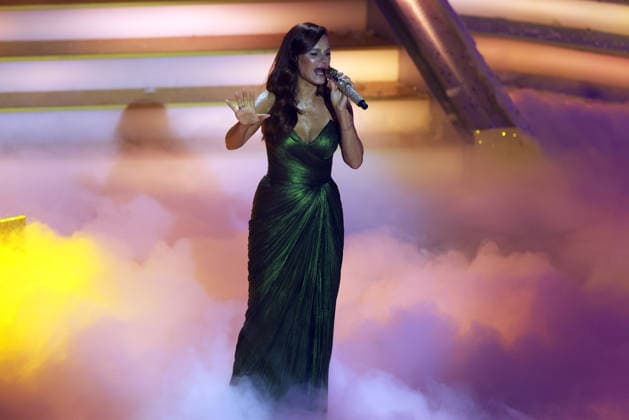 Das Adventsfest der 100.000 Lichter 2025 Andrea Berg (Deutsche Schlagersängerin) in einem grünen Kleid. Das Adventsfest der 100.000 Lichter 2025. ARD ORF-Show vom 29.11.2025 im Congress Center Suhl. Thüringen, Deutschland.