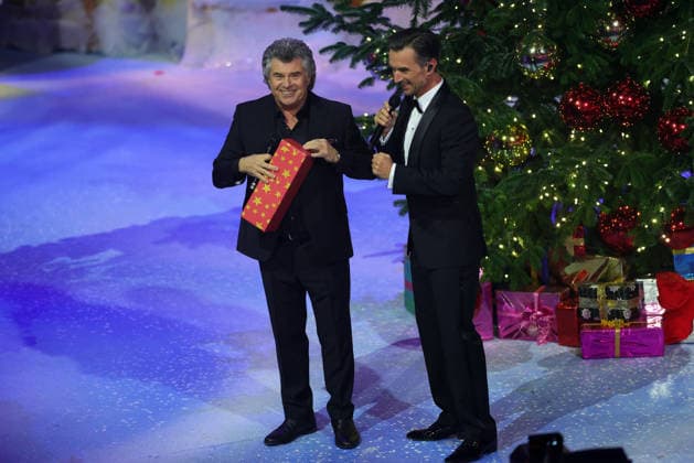 Das Adventsfest der 100.000 Lichter 2025 Moderator Florian Silbereisen mit Andy Borg. Das Adventsfest der 100.000 Lichter 2025. ARD ORF-Show vom 29.11.2025 im Congress Center Suhl. Thüringen, Deutschland.