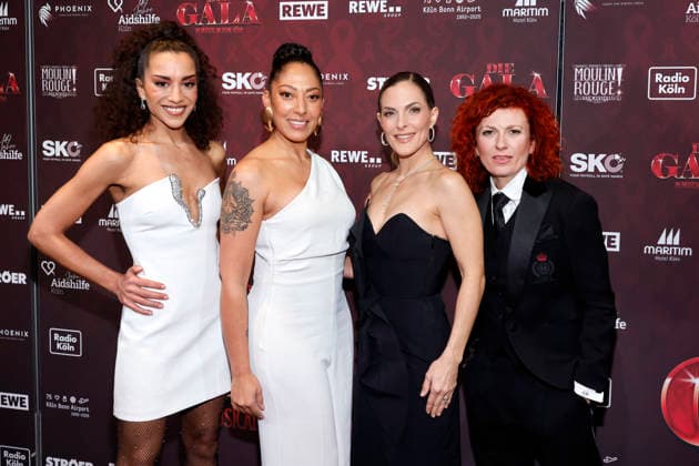 Die Sängerinnen Nadja Benaissa, Jessica Wahls, Sandy Mölling und Lucy Diakovska von der Band No Angels bei der Aids Gala 2025 zugunsten der Aidshilfe Köln im Musical Dome Köln. Köln, 01.12.2025 NRW Deutschland Copyright: xChristophxHardtx