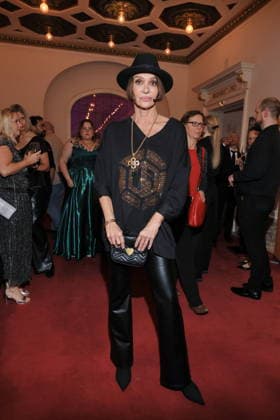 01.12.2025, Anouschka Renzi zu Künstler gegen Aids - Die Gala 2025, Stage Theater des Westens, Berlin, Berlin
