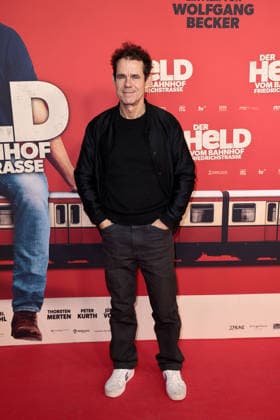 Der Held vom Bahnhof Friedrichstrasse Premiere in Berlin Tom Tykwer bei der öDer Held vom Bahnhof Friedrichstrasse Kino Premiere am 2.12.2025 im Delphi Filmpalast in Berlin Der Held vom Bahnhof Friedrichstrasse Filmpremiere in Berlin