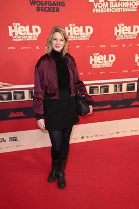 Der Held vom Bahnhof Friedrichstrasse Premiere in Berlin Rike Schmid bei der öDer Held vom Bahnhof Friedrichstrasse Kino Premiere am 2.12.2025 im Delphi Filmpalast in Berlin Der Held vom Bahnhof Friedrichstrasse Filmpremiere in Berlin