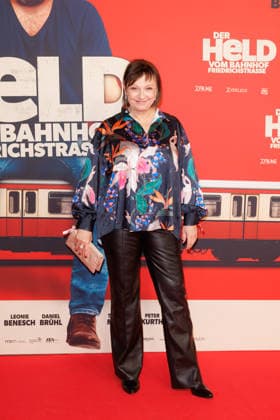 Premiere - Der Held vom Bahnhof Friedrichstrasse - Heike Hanold-Lynch bei der Kinopremiere von Der Held vom Bahnhof Friedrichstrasse im Delphi-Filmpalast am 02.12.2025 in Berlin. Copyright: xEventpressxKochanx