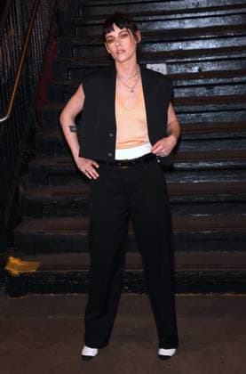 Celebs at The Chanel Metiers D Art Show 2026 - NYC Kristen Stewart attends the Chanel Metiers D Art Show 2026 inside a subway station in Bowery, New York on December 2, 2025. Photo by Charles Guerin ABACAPRESS.COM New York City NY United States  Copyright: xGuerinxCharles ABACAx