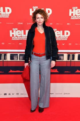 Adina Vetter bei der Premiere von DER HELD VOM BAHNHOF FRIEDRICHSTRASSE im Delphi Filmpalast in Berlin 02.12.2025