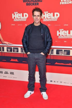 Tom Tykwer bei der Premiere von DER HELD VOM BAHNHOF FRIEDRICHSTRASSE im Delphi Filmpalast in Berlin 02.12.2025