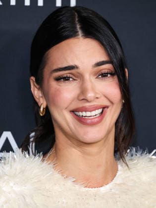 20th Annual L Oreal Paris Women Of Worth Celebration 2025 MUSEUM ROW, MIRACLE MILE, LOS ANGELES, CALIFORNIA, USA - DECEMBER 02: American model, socialite and media personality Kendall Jenner arrives at the 20th Annual L Oreal Paris Women Of Worth Celebration 2025 held the Academy Museum of Motion Pictures on December 2, 2025 in Museum Row, Miracle Mile, Los Angeles, California, United States., Credit:Xavier Collin Avalon United States, California, Los Angeles, Academy Museum of Motion Pictures  Copyright: xXavierxCollinx xAvalonx 1056190327