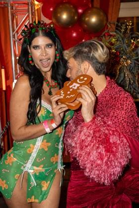 Katys X-mas Wonderland 2025 Sam Dylan und Micaela Schäfer bei Katys X-mas Wonderland Event von Kate Merlan in der Wolkenburg Koeln am 02.12.2025. Koeln Wolkenburg Nordrhein-Westfalen