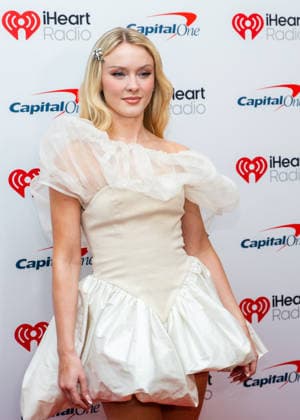 iHeartRadio 106.1 KISS FM s Jingle Ball - Arrivals Zara Larsson attends iHeartRadio 106.1 KISS FM s Jingle Ball 2025 Presented by Capital One at Dickies Arena on December 02, 2025 in Fort Worth, Texas. Forth Worth Dickies Arena Texas USA Copyright: xDarahxHubbard imageSPACEx