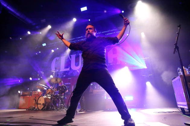 Neil Fallon von der Band Clutch bei einem Konzert im Huxleys Neue Welt in Berlin, 3. Dezember 2025. Clutch Konzert Berlin