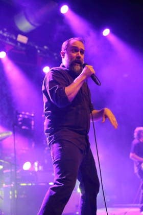 Neil Fallon von der Band Clutch bei einem Konzert im Huxleys Neue Welt in Berlin, 3. Dezember 2025. Clutch Konzert Berlin
