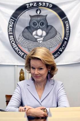 Queen Mathilde visits the Emergency Victim Assistance (EVA) BRUSSELS, BELGIUM - DECEMBER 04 : Queen Mathilde visits the Emergency Victim Assistance (EVA) unit of the Brussels Capital Ixelles police zone. EVA, created five years ago, is a specialised police service that supports victims of sexual and or domestic violence (Presentation of the EVA unit, visit to the video-recorded interview room and explanations by two members of the unit, tour of the victim interview room, presentation and testimony from a victim and meeting with the judicial assistance dog) on December 4, 2025 in Brussels, Belgium, 04 12 2025 Brussels Belgium  Copyright: xDidierxLebrunx