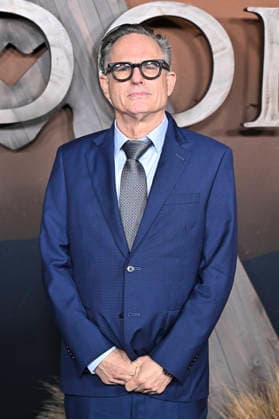 Stephen Surjik bei der Premiere der Netflix-Serie The Abandons im Netflix Tudum Theater. Los Angeles, 03.12.2025