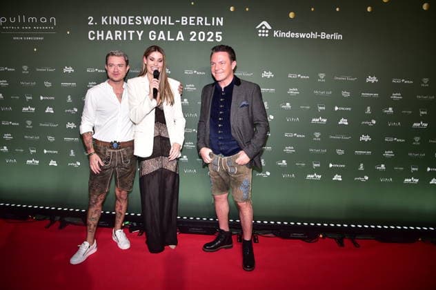 2. Kindeswohl-Berlin Charity Gala 2025 Max Weidner, Rebecca Kunikowski, Stephan Mross Ankunft, roter Teppich 2. Kindeswohl-Berlin Charity Gala 2025Ò im Hotel Pullman Berlin Schweizerhof in Berlin am 04.12.2025
