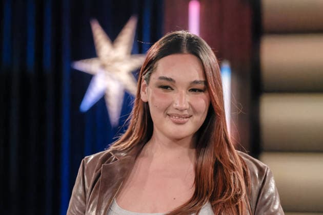 Kölner Treff am 05. Dezember 2025. Im Bild das Model Alex Mariah Peter. Sie gewann als erste Transfrau den Wettbewerb um Germany™s Next Topmodel. Susan Link und Micky Beisenherz befragten ihre Gäste auf ihre eigene Art mit spannenden Ergebnissen. Köln Nordrhein-Westfalen Deutschland