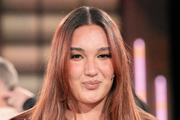 Kölner Treff am 05. Dezember 2025. Im Bild das Model Alex Mariah Peter. Sie gewann als erste Transfrau den Wettbewerb um Germany™s Next Topmodel. Susan Link und Micky Beisenherz befragten ihre Gäste auf ihre eigene Art mit spannenden Ergebnissen. Köln Nordrhein-Westfalen Deutschland