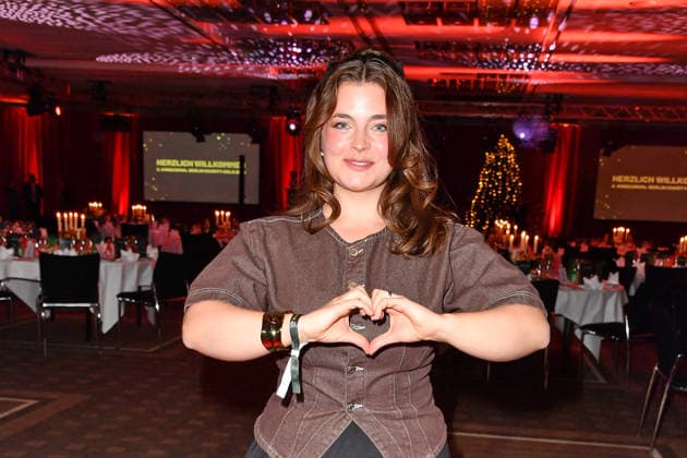 Ronja Forcher bei der 2. Kindeswohl-Berlin Charity Gala 2025 im Hotel Pullman Berlin Schweizerhof in Berlin 04.12.2025