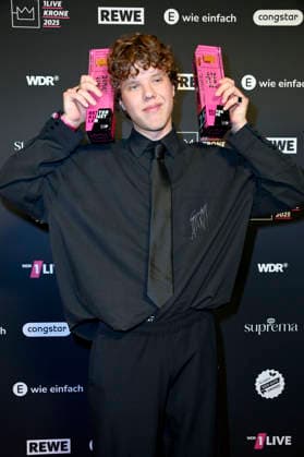 Zartmann bei der 26. Verleihung der 1Live Krone 2025 im Lokschuppen. Bielefeld, 04.12.2025
