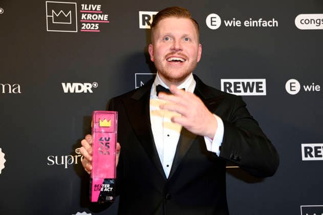 Finch bei der 26. Verleihung der 1Live Krone 2025 im Lokschuppen. Bielefeld, 04.12.2025