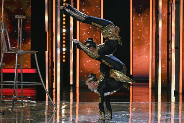 The Telethon show in Paris FA Cirque Phenix performs during the Telethon show on France Television in Paris on December 5, 2025. Photo by Firas Abdullah ABACAPRESS.COM Paris Ile-de-France France  Copyright: xAbdullahxFiras ABACAx